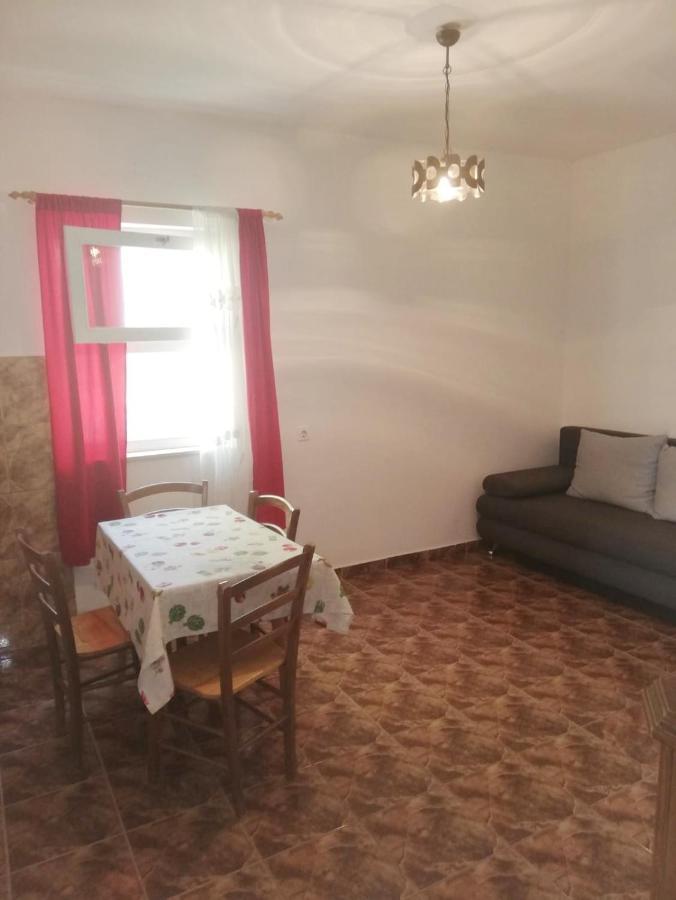 Apartmani Leon Биоград-на-Мору Экстерьер фото